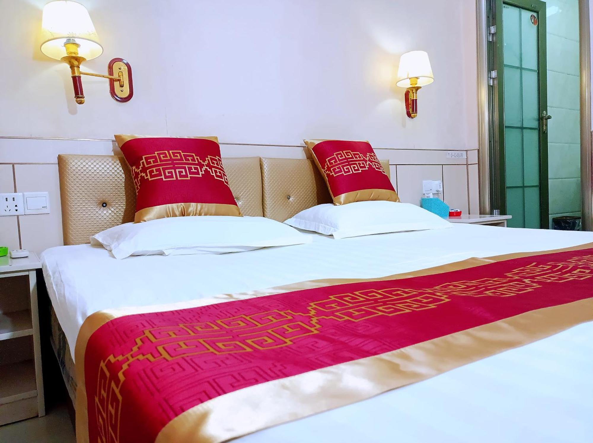 Qufu Garden Hotel Екстериор снимка